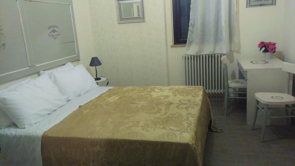 Nonna Caro Hotel Fermo Exterior photo